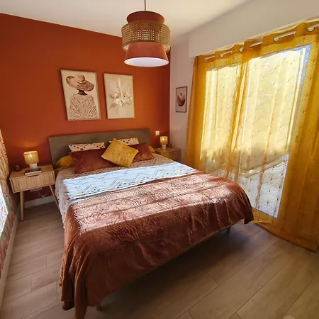 Havre De Paix A Cimiez -t4 En Rez-de-jardin Апартаменты *