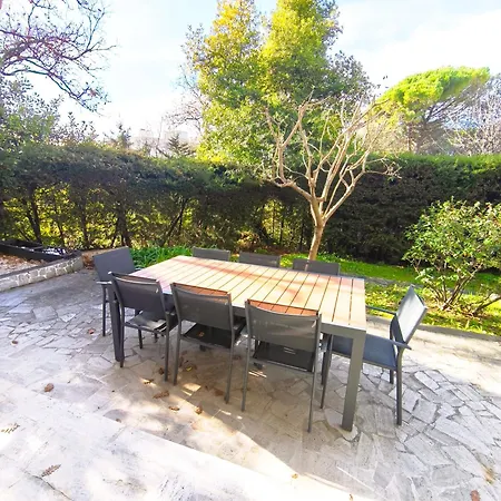 Havre De Paix A Cimiez -t4 En Rez-de-jardin Apartman